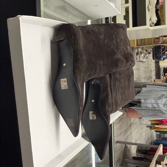 RAYE Liri Boot in Chocolate Brown - Picture 9 of 9